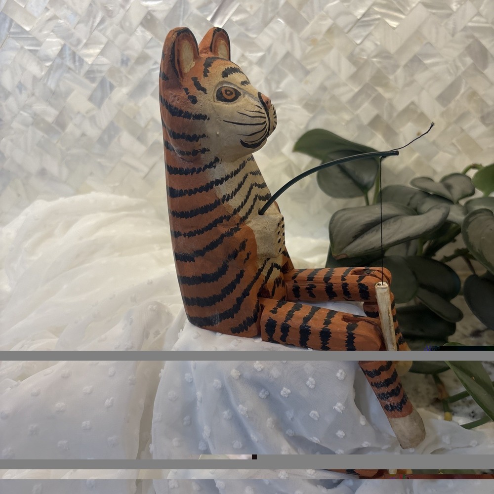 Vtg Folk Art Hand Painted/Carved Tiger Cat Fish Shelf Sitter‎ Articulated Joints - Picture 11 of 15